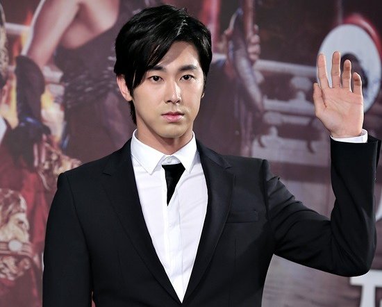 Actor and K-pop singer Jung Yun-ho attends the press conference for MBC's new drama "The Night Watchman" in Seoul, Tuesday. (Herald Pop)