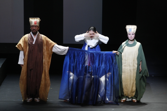 A scene from the National Changgeuk Company of Korea’s “Madam Ong.”   National Theater of Korea