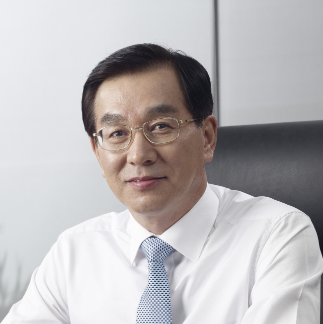 Lotte Confectionery CEO Kim Yong-su