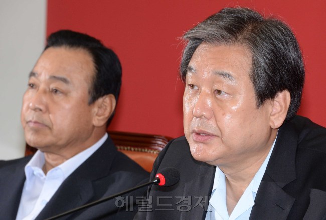 김무성 새누리당대표가 6일 오전 국회에서 열린 최고중진연석회의에서 모두발언을 하고 있다.이길동기자.gdlee@heraldcorp.com
김무성 새누리당대표가 6일 오전 국회에서 열린 최고중진연석회의에서 모두발언을 하고 있다.이길동기자.gdlee@heraldcorp.com