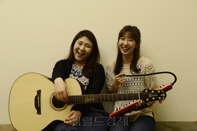 여성듀오 제이레빗. 박해묵 기자/mook@heraldcorp.com
여성듀오 제이레빗. 박해묵 기자/mook@heraldcorp.com
