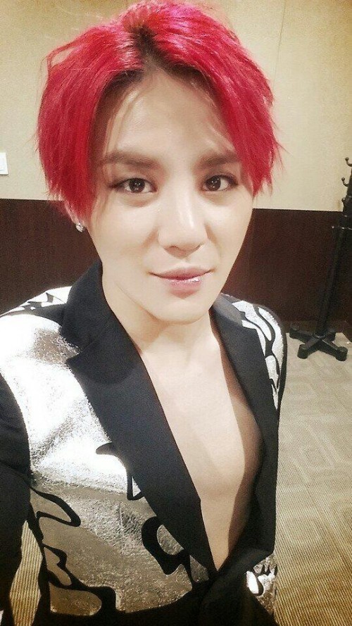 [사진출처=김준수 트위터]