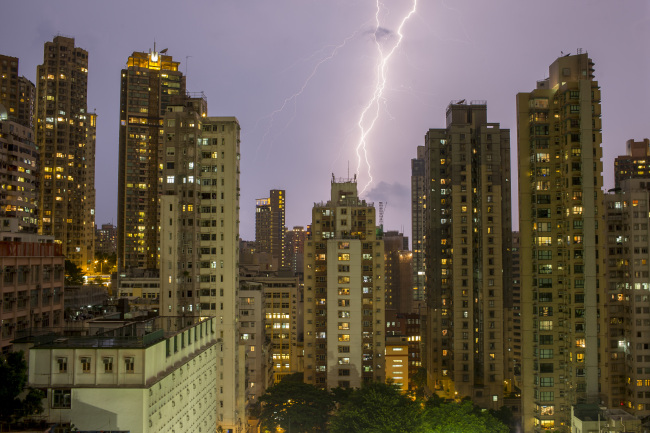 Residential buildings in Sheung Wan district of Hong Kong (Bloomberg)