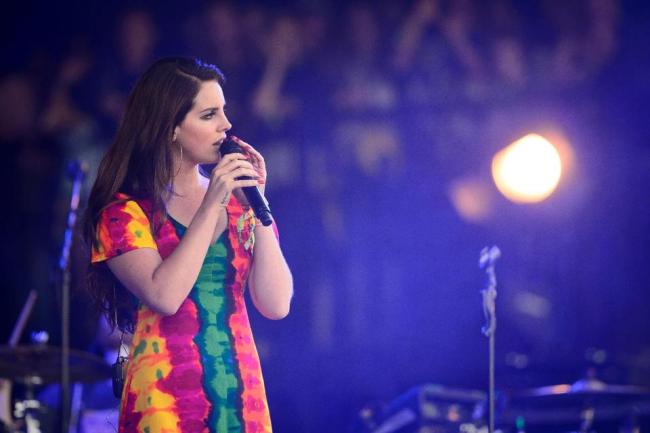 U.S. singer Lana Del Rey performs on the Pyramid Stage on the second day of the Glastonbury Festival of Music and Performing Arts in Somerset, England, June 28.   AFP
