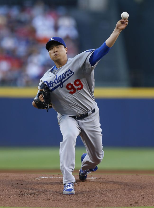 The NL West-leading Dodgers placed pitcher Ryu Hyun-jin on the 15-day disabled list with a right hip strain. The move is retroactive to Thursday. He is 13-6 with a 3.28 ERA in 23 starts.   AFP-Yonhap