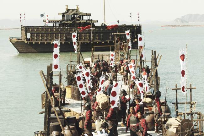 A still of “Roaring Currents.”   AFP-Yonhap