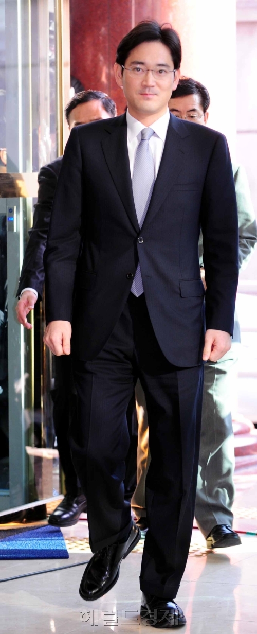Lee Jay-yong