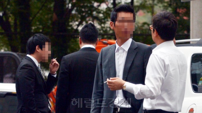 직장인 폭로관련 이미지<br />김명섭 기자 msiron@heraldcorp.com
직장인 폭로관련 이미지
김명섭 기자 msiron@heraldcorp.com