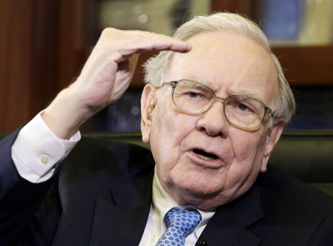 Berkshire Hathaway chairman and CEO Warren Buffett.   AP-Yonhap