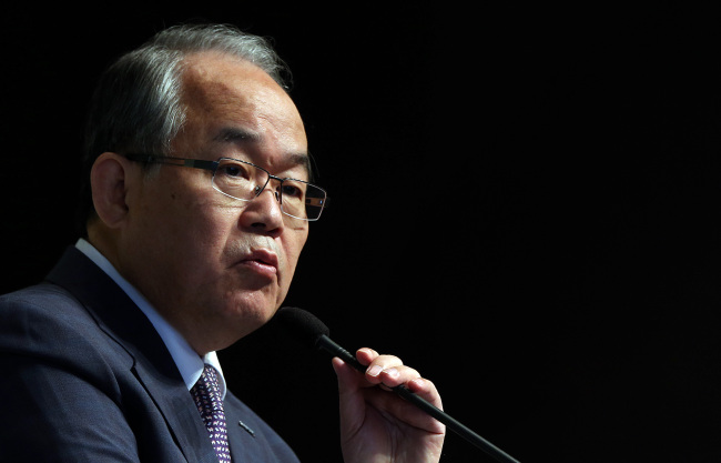 Chang In-soo, CEO of Oriental Brewery.   Yonhap