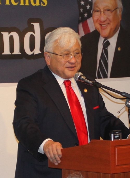 Mike Honda, a member of the U.S. House of Representatives, delivers a speech at a fund-raising event hosted by Korean-American groups in Los Angeles in January.   Yonhap
