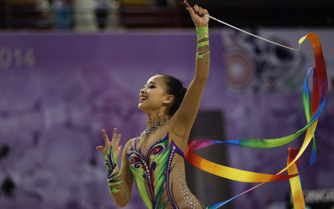 Korea’s Son Yeon-jae competes in the individual ribbon final at the world championships in Izmir, Turkey. EPA-Yonhap
