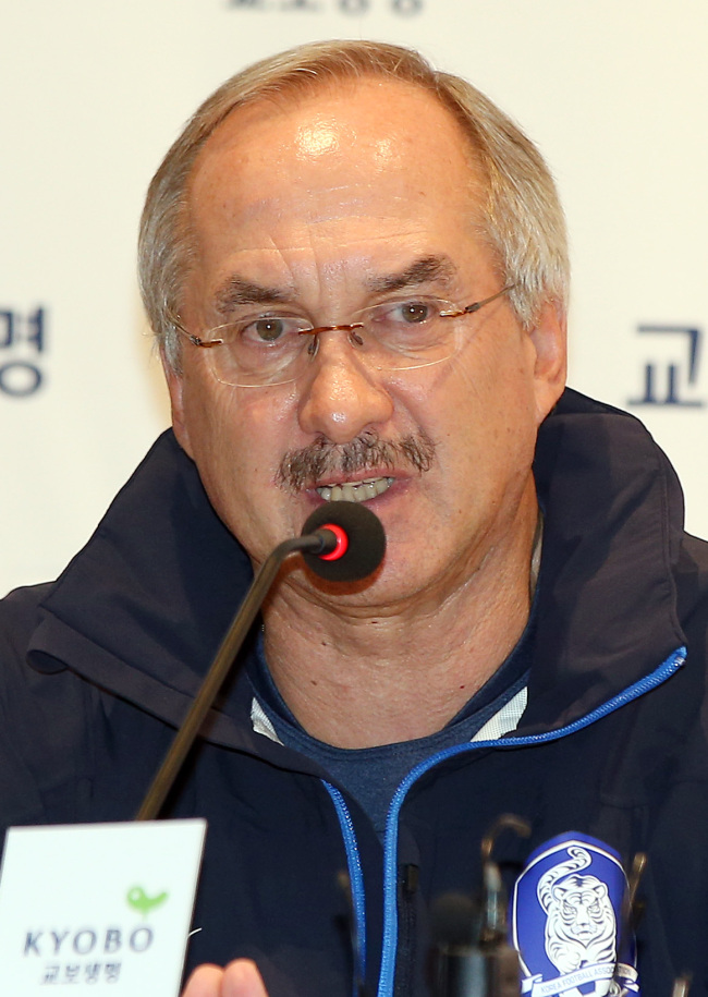 Korea’s head coach Uli Stielike   Yonhap