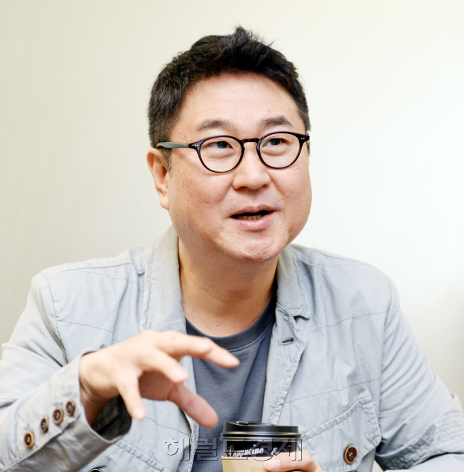 이석우 다음카카오 공동대표 인터뷰. 박현구 기자phko@heraldcorp.com/2014.10.07
이석우 다음카카오 공동대표 인터뷰. 박현구 기자phko@heraldcorp.com/2014.10.07