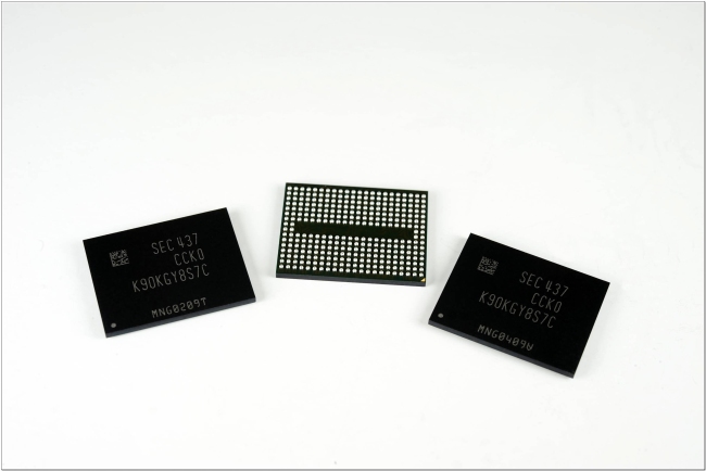 Samsung Electronics’ three-bit vertical NAND flash memory chips.   Samsung Electronics