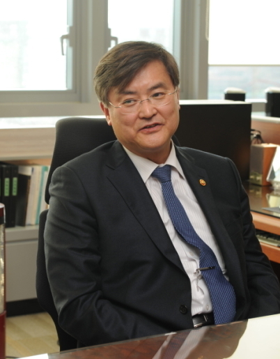 Transport Minister Suh Seoung-hwan
