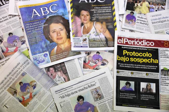 Spanish newspapers featuring nurse Teresa Romero, who has been infected with the Ebola virus   AFP-Yonhap