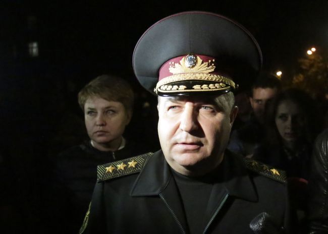 Col. Gen. Stepan Poltorak speaks to the media in Kiev on Monday.   AFP-Yonhap