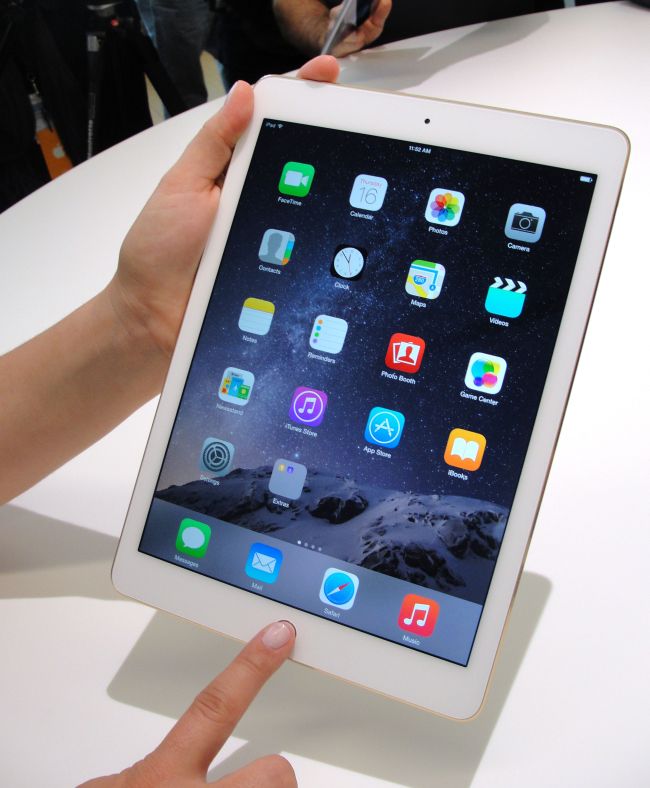 The new iPad Air 2 is unveiled during an event in Cupertino, California, Thursday.   AFP-Yonhap