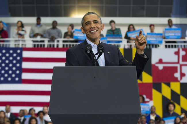 U.S. President Barack Obama delivers remarks during a campaign rally for Maryland gubernatorial candidate Anthony Brown at Wise High School in Upper Marlboro, Maryland, Sunday.  AP-Yonhap