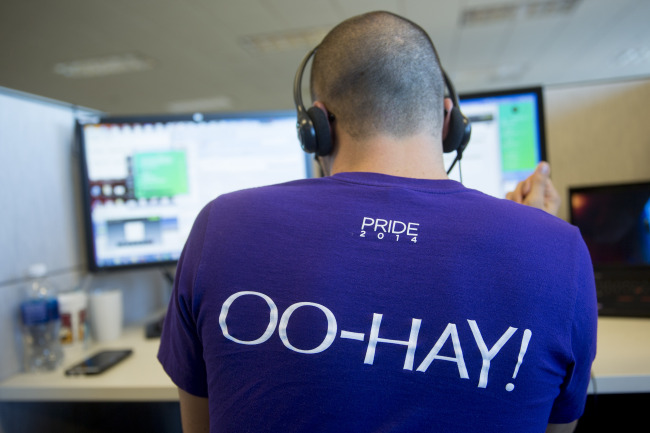 An employee works at the Yahoo Customer Care Center of Excellence in Amherst, New York.   Bloomberg