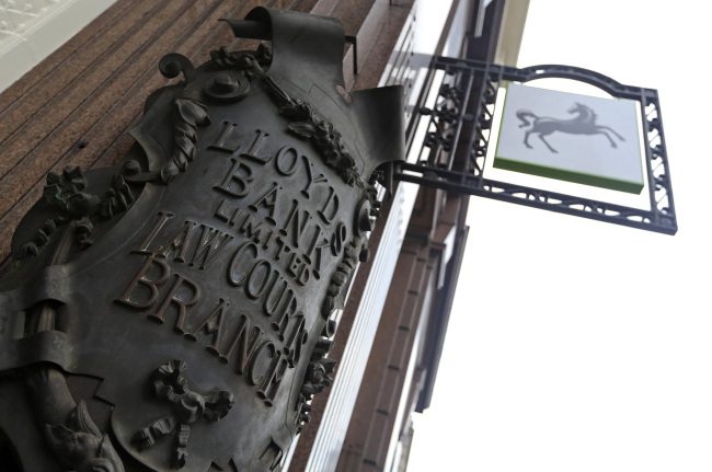 A Lloyds Bank branch in London.   Bloomberg