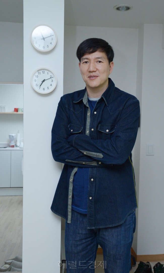 다니엘 김.<br />정희조 기자/checho@heraldcorp.com 141023
다니엘 김.
정희조 기자/checho@heraldcorp.com 141023
다니엘 김.
정희조 기자/checho@heraldcorp.com 141023
