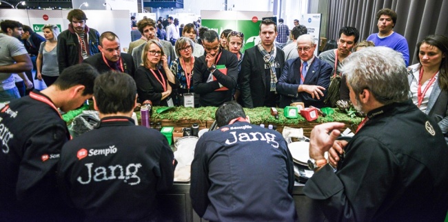 Visitors gather to learn about Sempio’s jang project at the Omnivore Paris Exhibition in March. Sempio