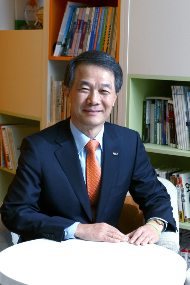 HanmiGlobal chairman Kim Jong-hoon
