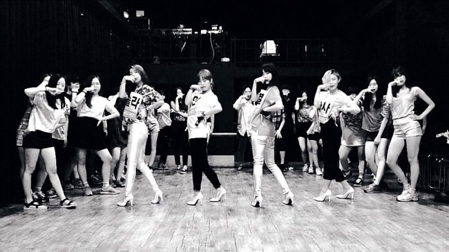 Mamamoo.   WA Entertainment