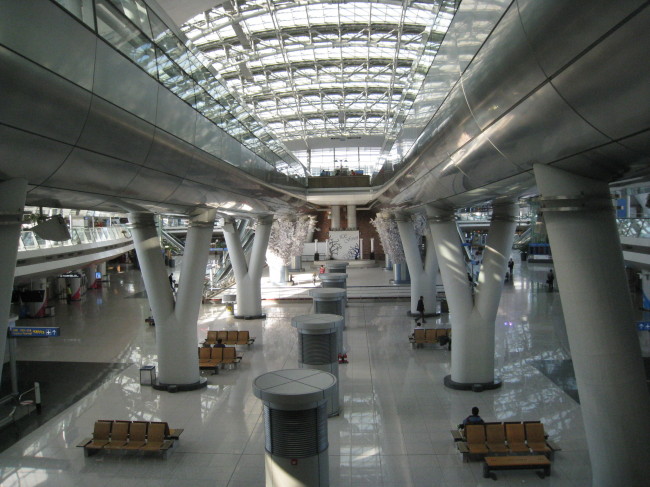 The airport train platform at Incheon International Airport.    Incheon Airport Railroad