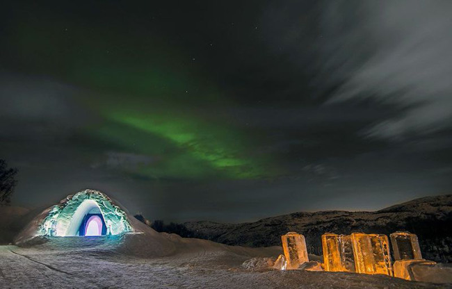 The Northern Lights above the Kirkenes Snow Hotel (MCT)