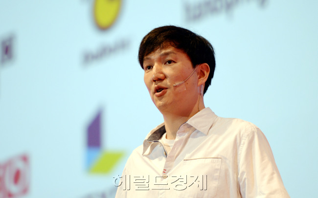 "헤럴드디자인포럼2014"가 26일 오전 동대문디자인플라자 알림관에서 개막했다.. 박현구 기자phko@heraldcorp.com
"헤럴드디자인포럼2014"가 26일 오전 동대문디자인플라자 알림관에서 개막했다.. 박현구 기자phko@heraldcorp.com