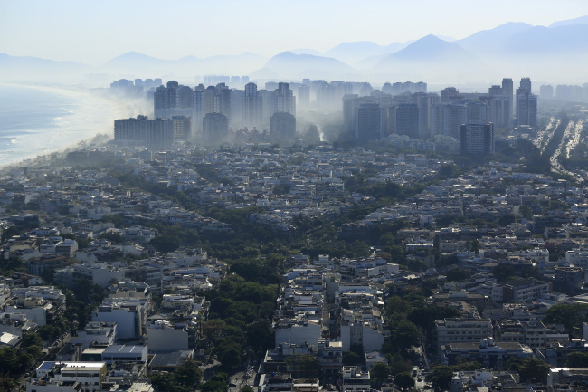 Buildings stand in the Barra da Tijuca neighborhood in Rio de Janeiro, Brazil.   Bloomberg