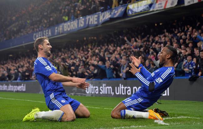 Chelsea’s Didier Drogba (right) celebrates with teammate Branislav Ivanovic after his goal on Wednesday.   AFP-Yonhap