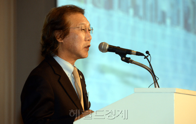 헤럴드창조경제 포럼_이영만 사장 개회사./안훈 기자 rosedale@ 2014.12.05
헤럴드창조경제 포럼_이영만 사장 개회사./안훈 기자 rosedale@ 2014.12.05