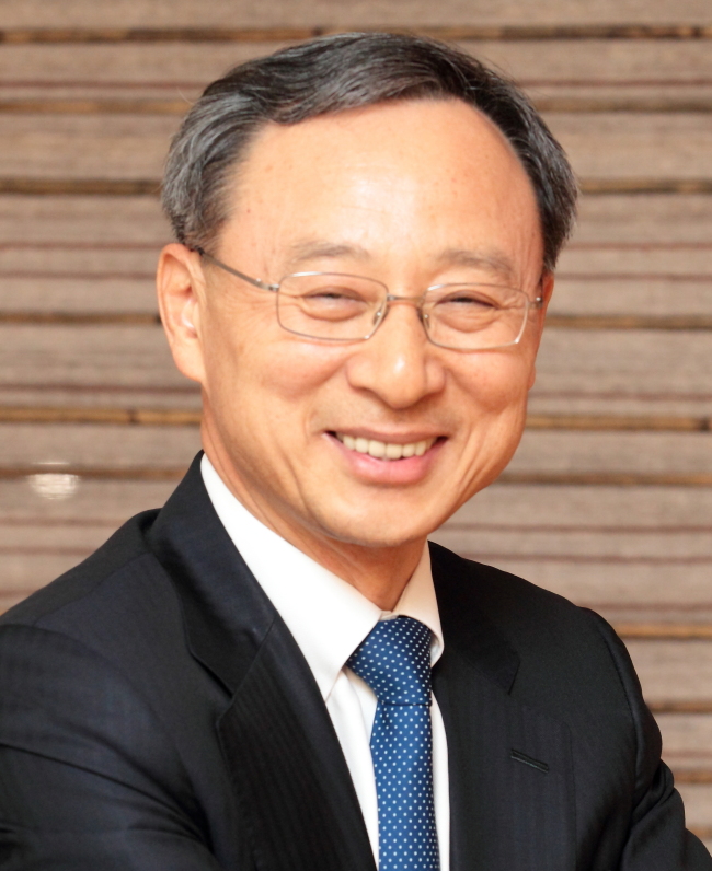 KT chief executive Hwang Chang-gyu
