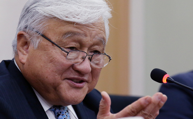 U.S. Rep. Michael Honda speaks about Japan’s wartime sexual enslavement of South Korean women at a news conference in Seoul on Thursday.   Yonhap