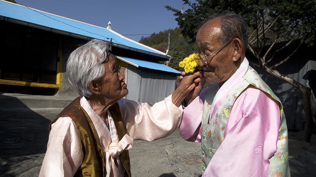 A scene from “My Love, Don’t Cross That River.”    Daemyung Culture Factory