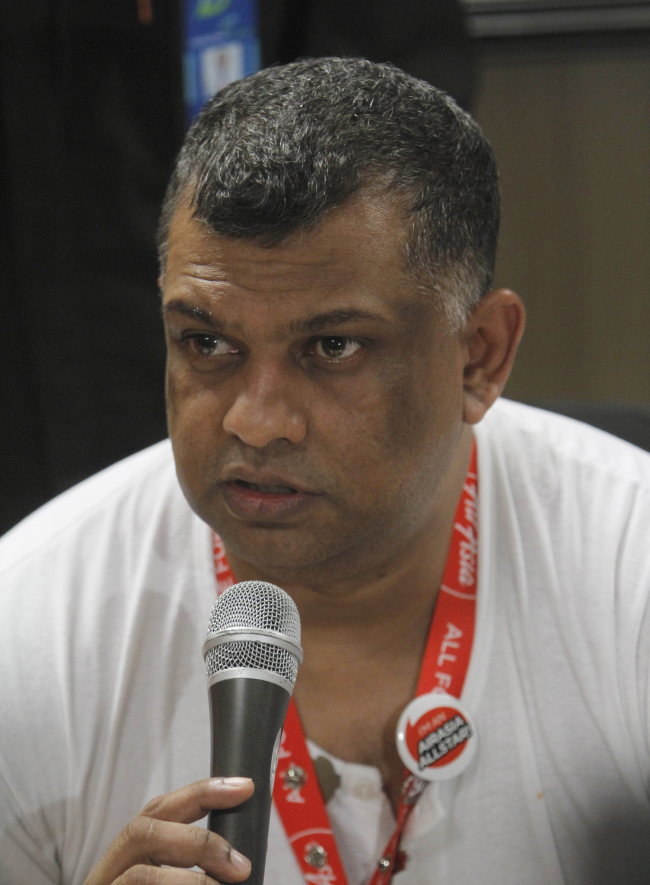 AirAsia Group CEO Tony Fernandes speaks to the media during a press conference at Juanda International Airport in Surabaya, East Java, Indonesia, Sunday.   AP-Yonhap