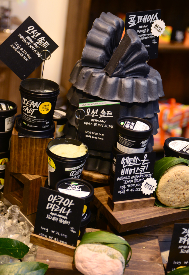 Lush products are displayed at its Apgujeong store.   Lush Korea