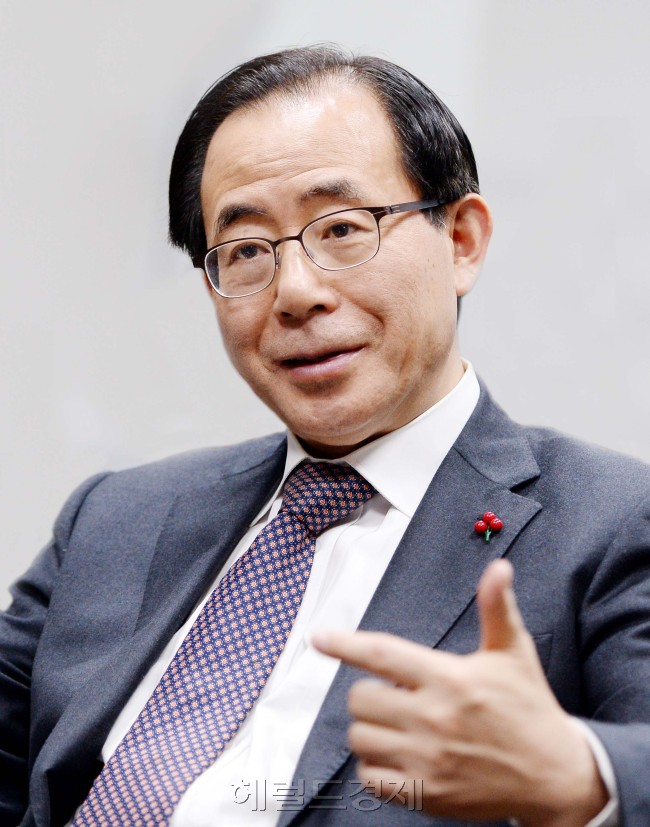 김성곤 새정치민주연합 의원.이길동기자.gdlee@heraldcorp.com
김성곤 새정치민주연합 의원.이길동기자.gdlee@heraldcorp.com