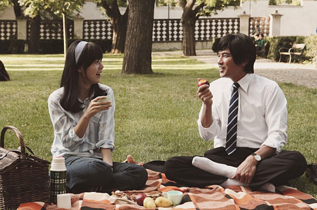 A scene from the film “Ode to My Father.”    CJ Entertainment