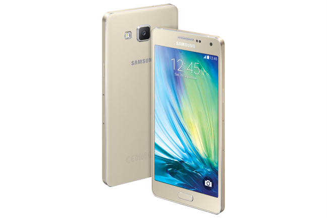 Samsung Electronics’ budget smartphone A5, which is scheduled to roll out in the Korean market this week.   Samsung Electronics