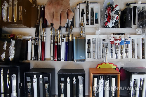 can you smoke a cigarette while driving in california The Dangers of Smoking Cigarettes While Driving A Car – SMOKO E Cigarettes
