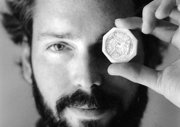 In this file photo taken in 1989, Tommy Thompson holds a $50 pioneer gold piece, retrieved that year from the wreck of the gold ship Central America.    AP-Yonhap