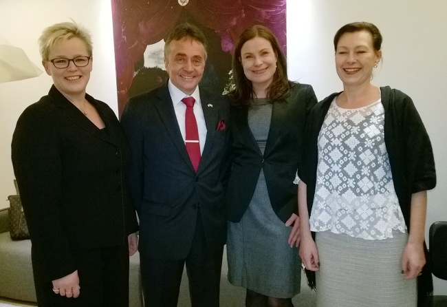 Finnish Ambassador to Korea Matti Heimonen (second from left) poses with Finnish delegates from the city of Espoo, Tuula Antola (second from right), Susanna Tommila (right) and Melissa Arni-Harden. (The Finnish Embassy)
