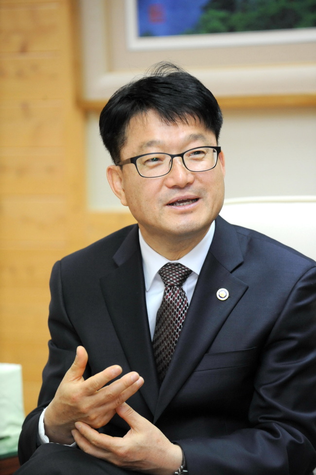 KFS Minister Shin Won-sop. KFS