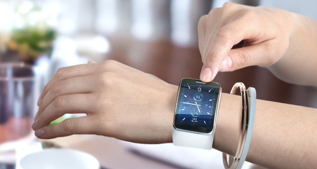 The Tizen-powered Samsung Gear S. Samsung Electronics