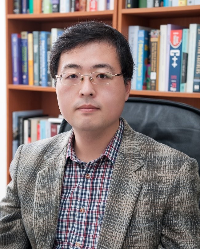 Professor Jo Tae-ho
